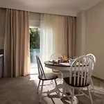 Olenia Luxury Apartment Néos Marmarás