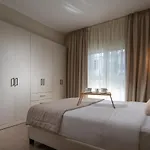 Olenia Luxury