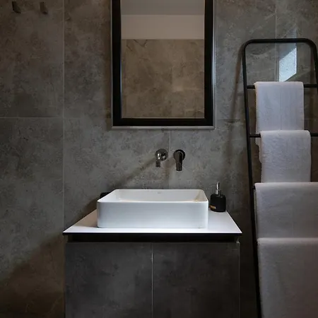 Апартаменты Olenia Luxury 4 *