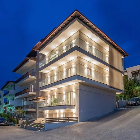 Olenia Luxury 4 Apartment *