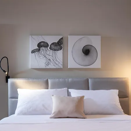 Olenia Luxury 4 *