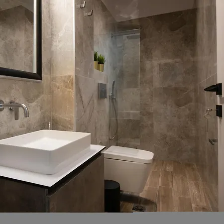 Olenia Luxury 4 *