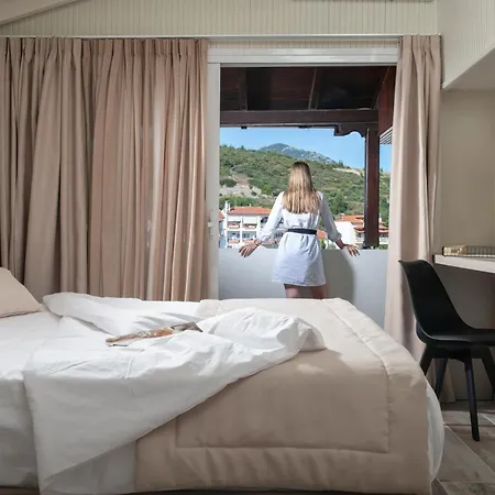 Olenia Luxury 4 Apartment *