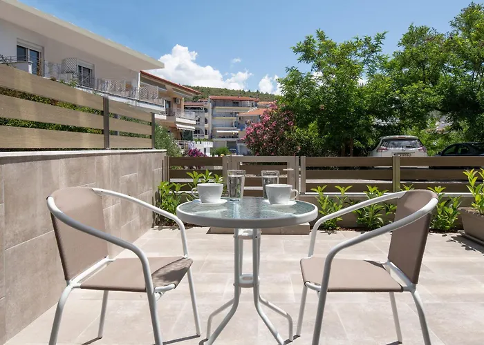 Olenia Luxury * Νέος Μαρμαράς