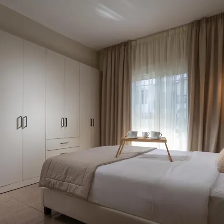 Olenia Luxury