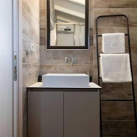 Appartement Olenia Luxury 4 *