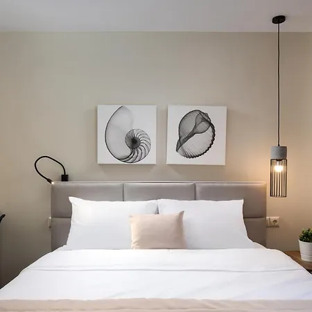 Апартаменты Olenia Luxury *