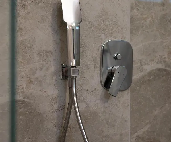 Olenia Luxury * נאוס מרמרס